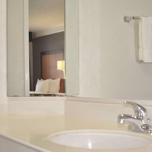 Double Room Two Double Beds Non-Smoking